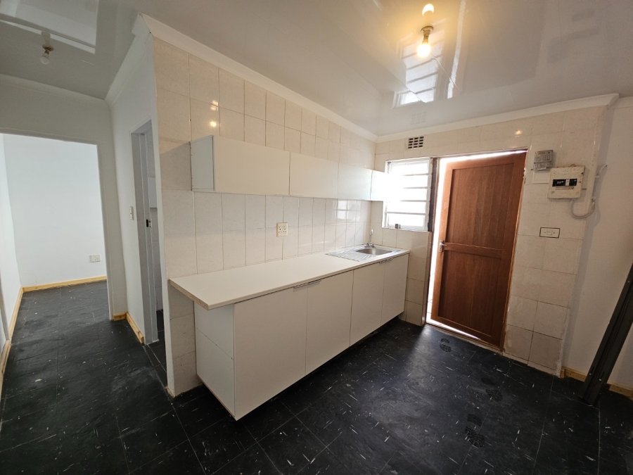 To Let 1 Bedroom Property for Rent in Westgate Western Cape